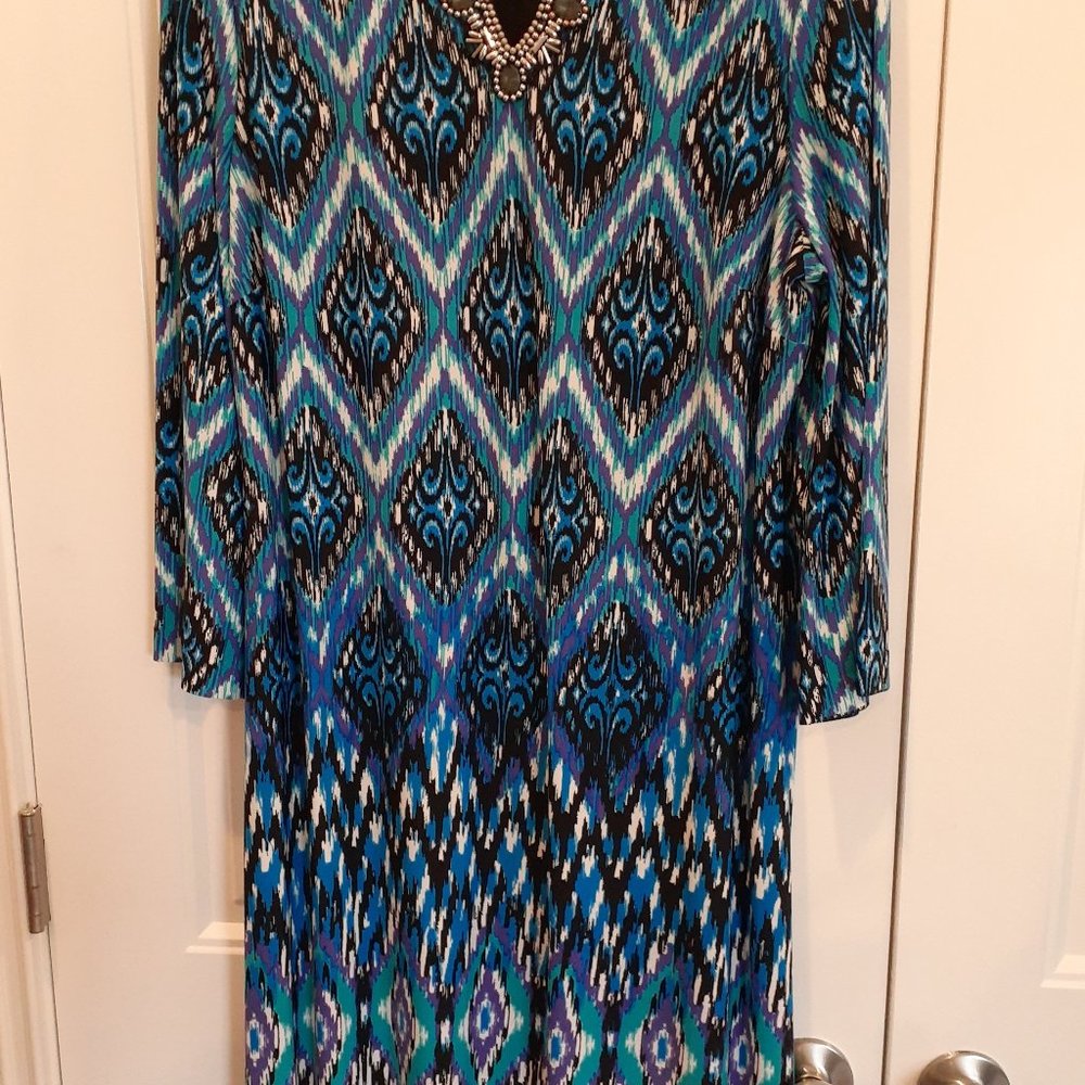 Chicos Long Sleeve Spandex Shift- Size 2